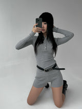 Two-piece ribbed slim pants (Belt included)