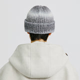 ウールブレンドニットグラデーションビーニー / WOOL BLENDED KNIT GRADATION BEANIE GREY