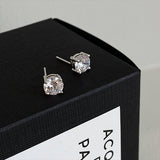 ベイビープロンセッティングピアス / [GOLDEN CHILD] Baby prong setting earrings