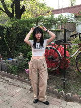 Waist slit lettering t