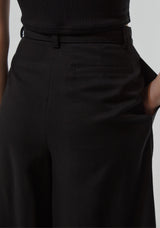 SAND WASHED BERMUDA PANTS (6679778754678)