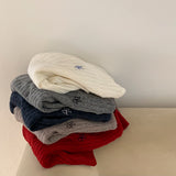 [Belied made] More twisted V-neck embroidery long-sleeved knit