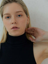 2021 PANTONE stratum drop earring (OR) (6641923489910)