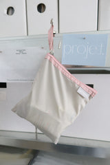 flat pouch (pink grey)