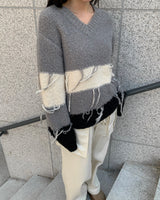 Tassel coloring stripe knit