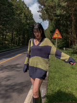 ダフィーVストライプロングニット