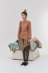 クーププリーツアンバランスドスカート / Coupe pleats unbalanced sk (2 colors)