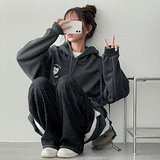 Flowing Heart Boxy Hoodie