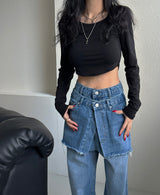 It's soft. A long-sleeved cropped shirt