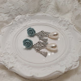 ミントローズシャンデリアピアス / Mint Rose Chandelier Piercing