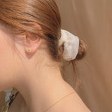 Jeanne Daisy Earrings (6560330285174)