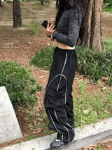 サイレントトラックパンツ
