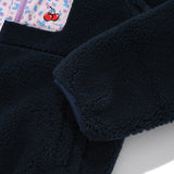 チェリーポケットフリースジャンパー / CHERRY POCKET FLEECE JUMPER [NAVY]