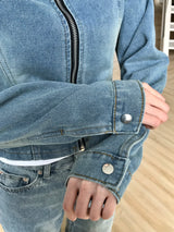Unmore jacket