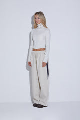 DART TURTLENECK
