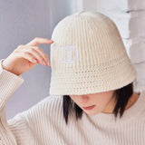 VA Square Applique Knit Bucket Hat / Ivory