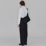 Ark Messenger Bag (Crease Black)