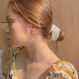 Jeanne Daisy Necklace (6583220895862)