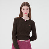 スモールチェリークロップ丈ニット／SMALL CHERRY CABLE CROP KNIT [BROWN]
