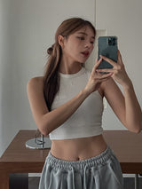 [MADE] UL 4seasons crop sleeveless