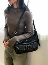 Unbarred two-pocket vintage washed leather shoulder bag