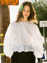レースリンクルパフブラウス / Lace Wrinkle Puff Blouse (2colors)