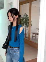 Codill V-neck Coloring Shoulder Slit Cropped Long-Sleeved Knitwear