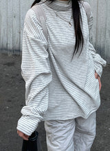 オーバーフィットストライプハーフネックニットウェア / Unisex Overfit Striped Half-necked Knitwear