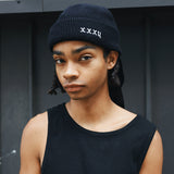 シグネチャーレタリングビーニー/SIGNATURE LETTERING BEANIE-BLACK