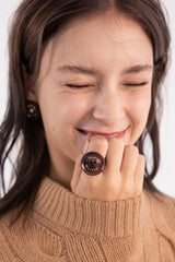 シグネイチャーボタンウィズニットリング/Merry,Motive signature button with knit ring (Wine)