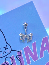 リボンピアス