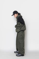 マウンテンナイロンカーゴパンツ