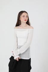 シースルーバックスリットロングスリーブニット / See-Throught Back Slit Long Sleeve Knit White