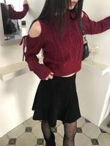 メロウショルダースリットツイストリボンニット