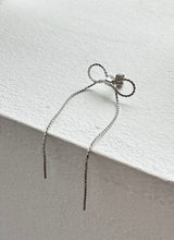 ribbon chain earring