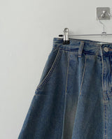 Mickey two tuck mini skirt