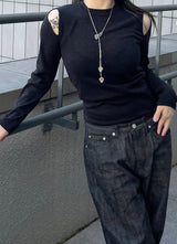 カットアウトショルダーロングスリーブ / cut out shoulder long sleeve