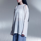 カットアウトサマーニット / CUT-OUT SUMMER KNIT (IV)