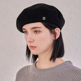 VA Square Stud Wool Beret / Black