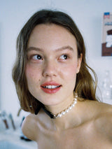 0 8 Lorelei pearl choker (6683352006774)