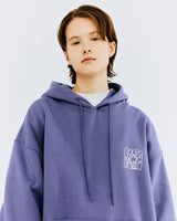 バックスプレータイポフーディー/BACK SPRAY TYPO HOODIE-PURPLE
