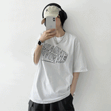スタンプドショートスリーブシャツ / a stamped short-sleeved shirt