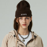 シグネチャーレタリングビーニー /SIGNATURE LETTERING BEANIE-BROWN