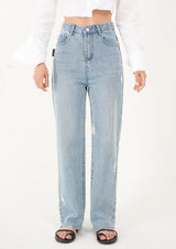 ストレートフィットバックポケットレザーパッチポイントブレットマークデストロイドデニムパンツ / STRAIGHT FIT BACK POCKET LEATHER PATCH POINT BULLET MARK DESTROYED DENIM PANTS [16624]