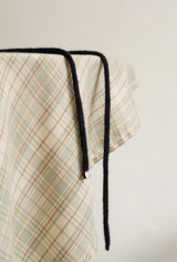 string knit scarf - black