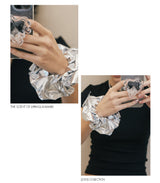 Silver Scrunchie (Silver)