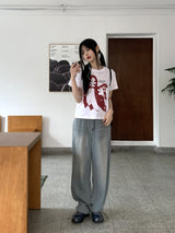 ハギングキャットプリントセミクロップド半袖Tシャツ / Hugging Cat Print Semi-cropped Short Sleeve T-shirt
