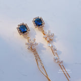 Diamond Petals Piercing - Navy (fromis_9 Nakyung Piercing)