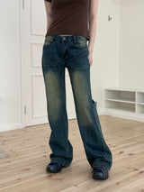 インフィレトロウォッシュインシジョンヒッププリントブーツカットデニムパンツ/Infi Retro Washing Incision Hip Printing Bootcut Denim Pants