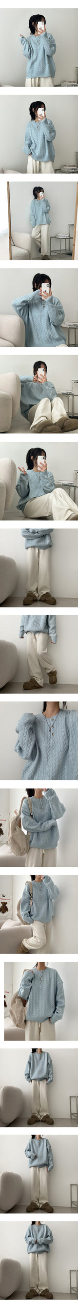 Berin Henley Neck button twisted knitwear